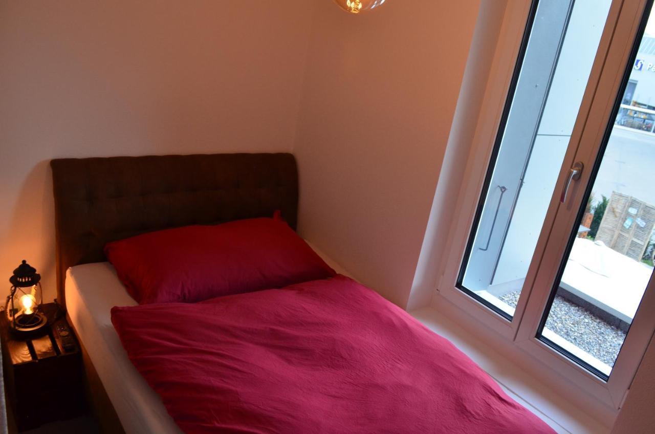 Guesthouse Meitschi Thun - Contactless Self Check-In Exteriör bild