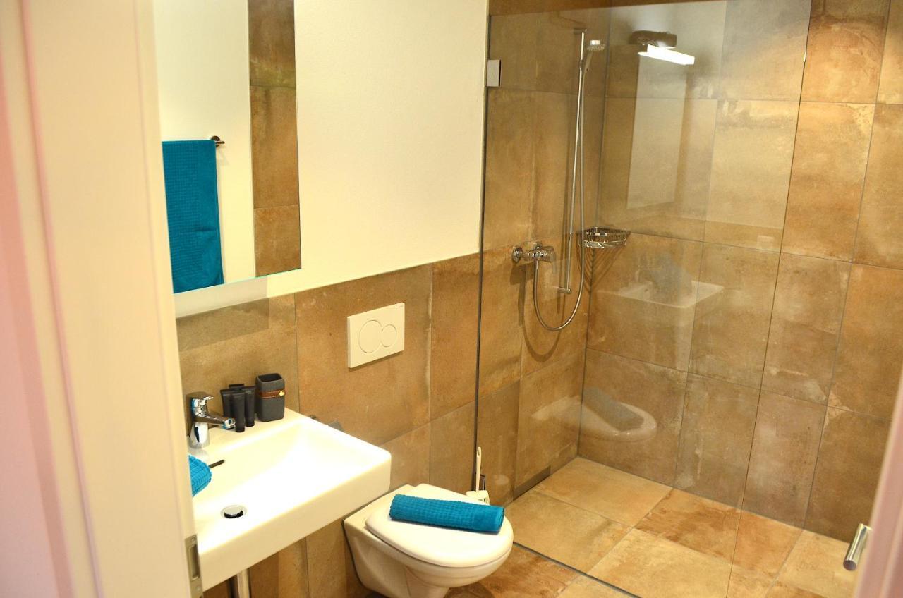 Guesthouse Meitschi Thun - Contactless Self Check-In Exteriör bild