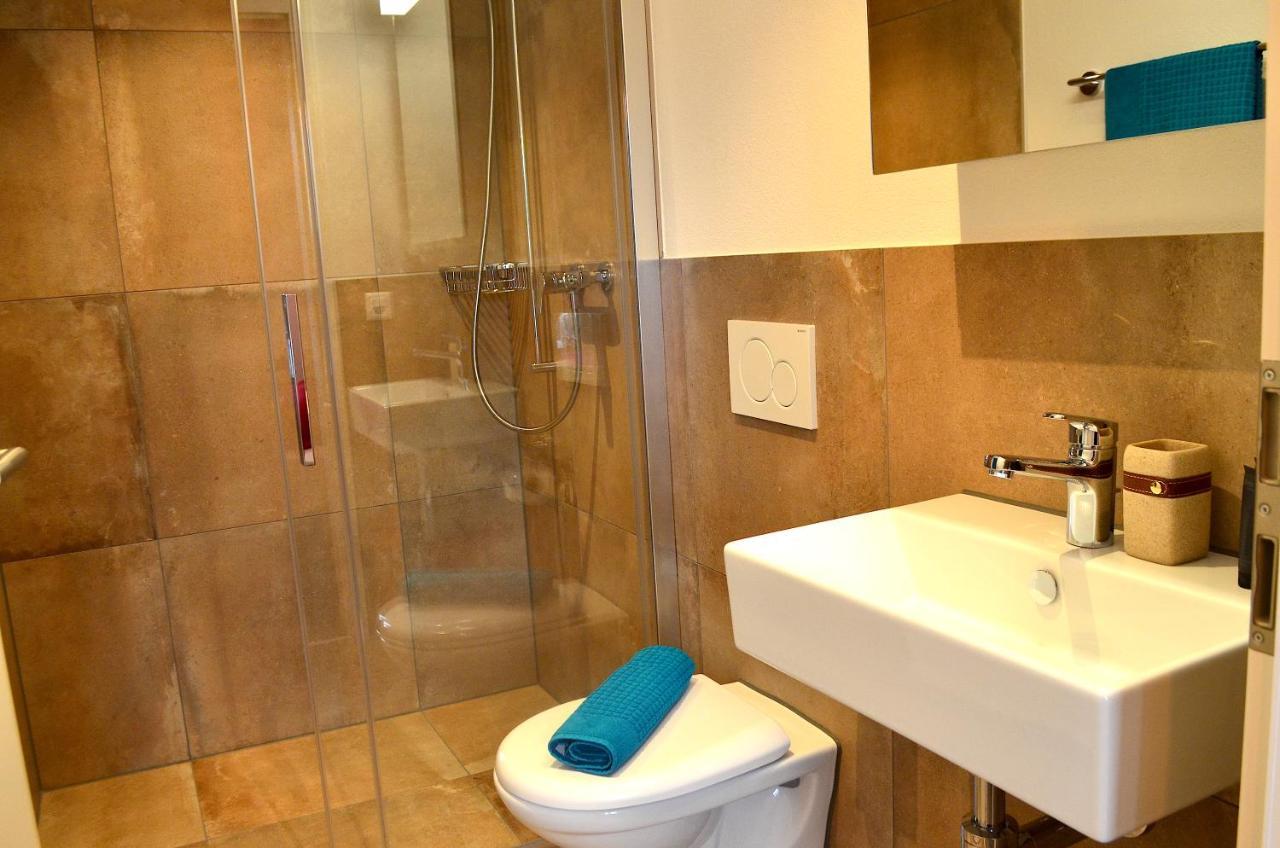 Guesthouse Meitschi Thun - Contactless Self Check-In Exteriör bild